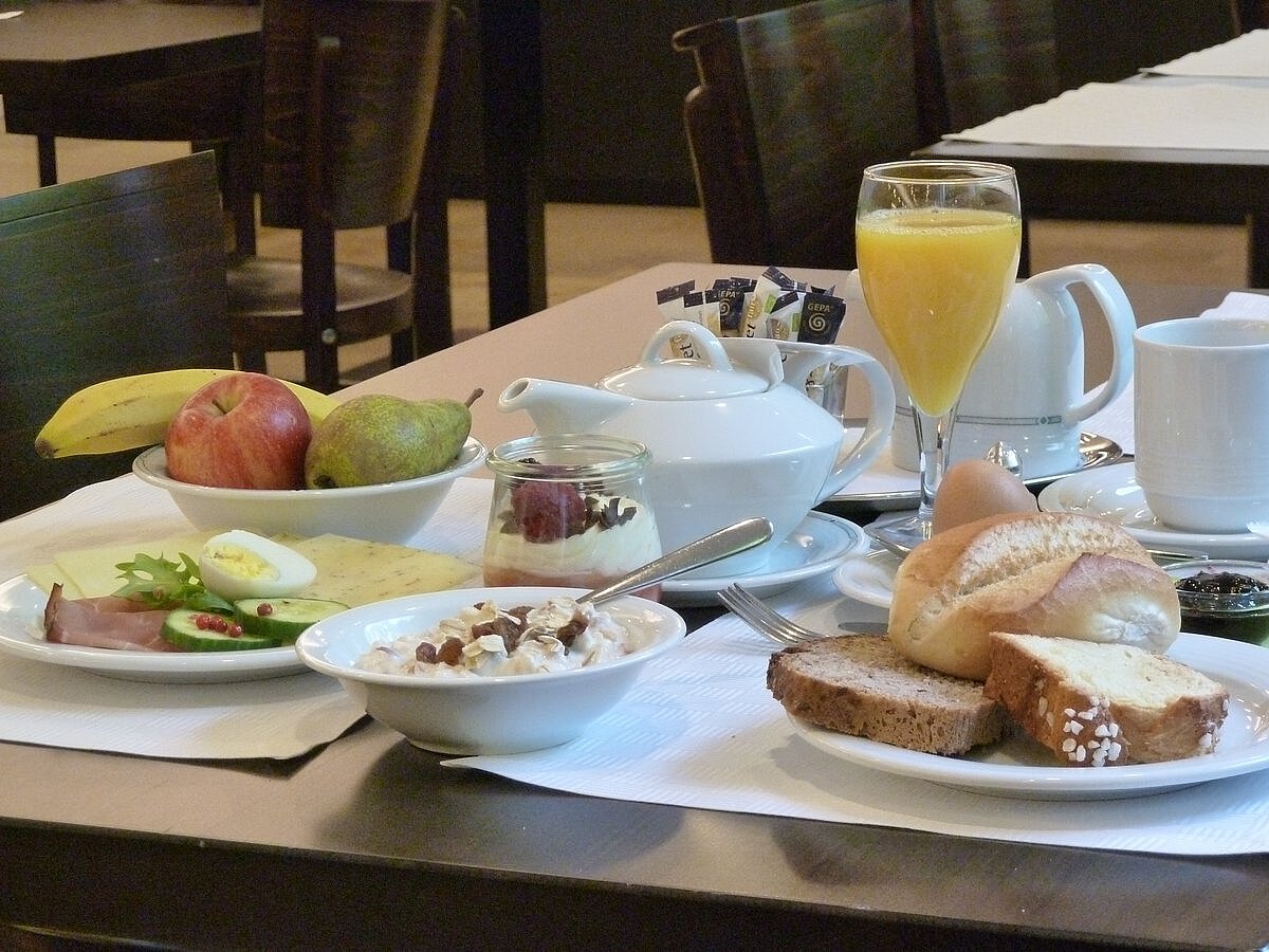 Reichhaltiges Frühstück